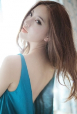 MELODY exclusive Brunette hair Manchester escort based in 