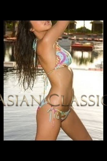Exclusive Dark Brown haired London escort ZAYURI is 5'7
