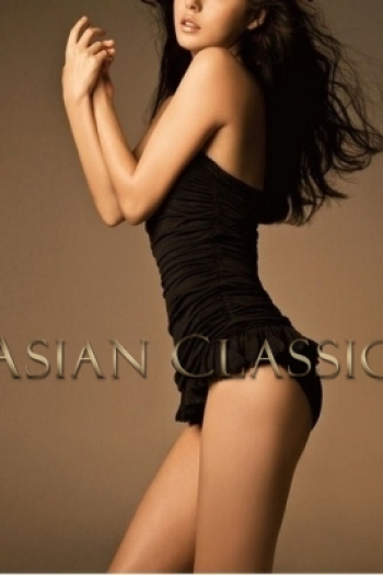 Exclusive Dark Brown haired London escort CRYSTAL is 5'8