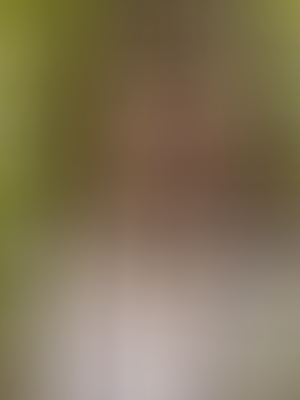 Exclusive Dark Brown haired London escort Lilly is 5'6